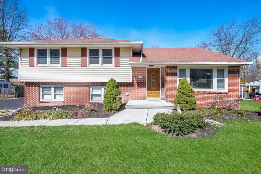 1548 KRIEBEL RD, Lansdale, PA 19446