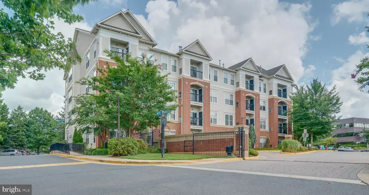 Fairfax, VA 22030,3851 ARISTOTLE CT #204