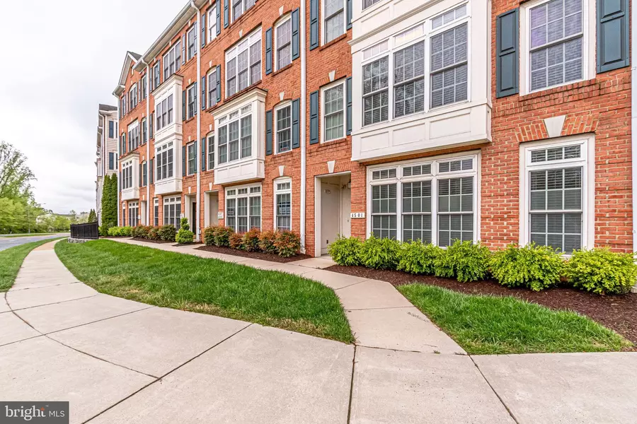 4505 WHITTEMORE PL #1731, Fairfax, VA 22030