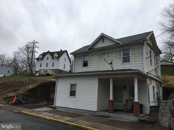 88 CARPENTER ST, Ridgeley, WV 26753