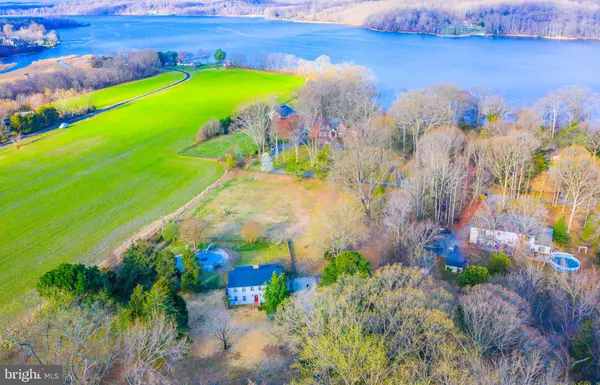 8251 CHAPEL POINT RD, Port Tobacco, MD 20677