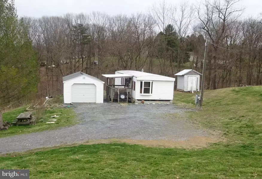 5320 BINO RD, Greencastle, PA 17225