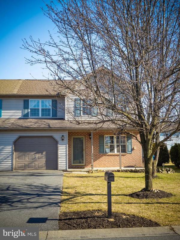 306 GALEAN DR, Fleetwood, PA 19522