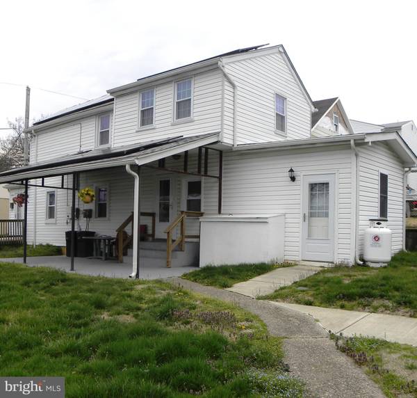 Marcus Hook, PA 19061,1003 CHESTNUT ST