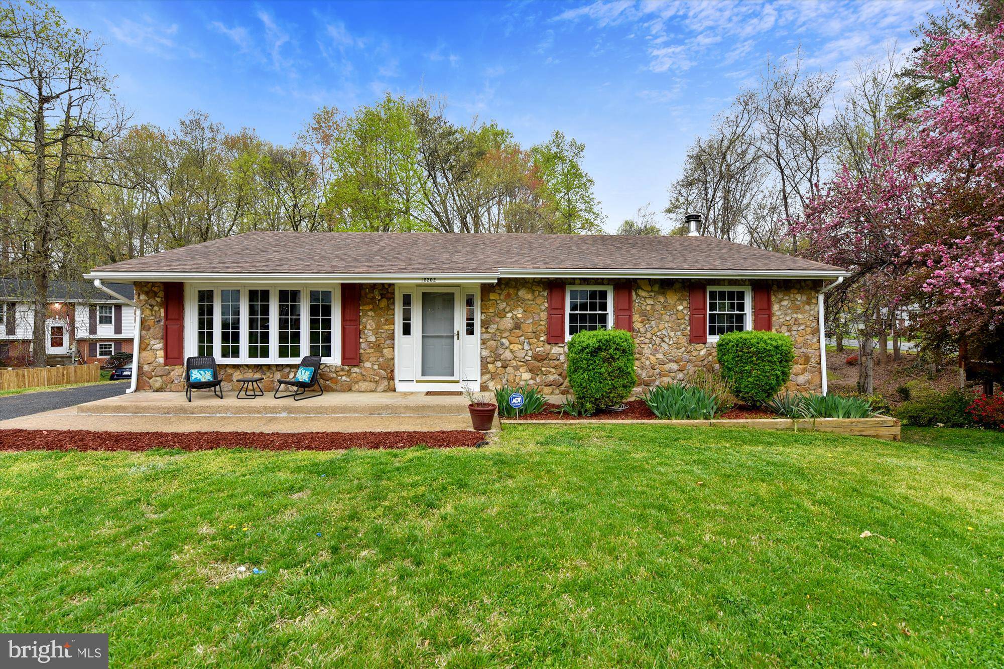 16202 SHEFFIELD DR, Dumfries, VA 22025