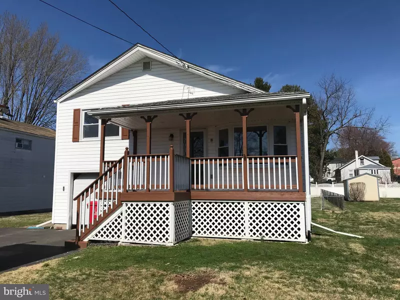 325 GRAPE ST, Warminster, PA 18974