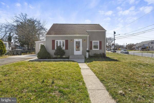 33 RUNYON CIR, Trenton, NJ 08610