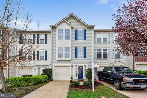 15714 VIEWPOINT CIR, Dumfries, VA 22025