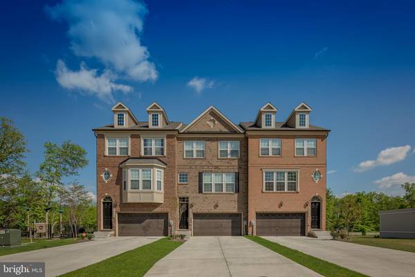 2715 GOLDEN GATE PL, Waldorf, MD 20601