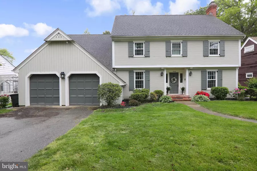 20 COLONIAL RIDGE DR, Haddonfield, NJ 08033