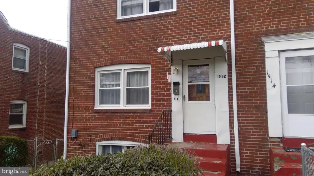 1912 SENECA RD, Wilmington, DE 19805