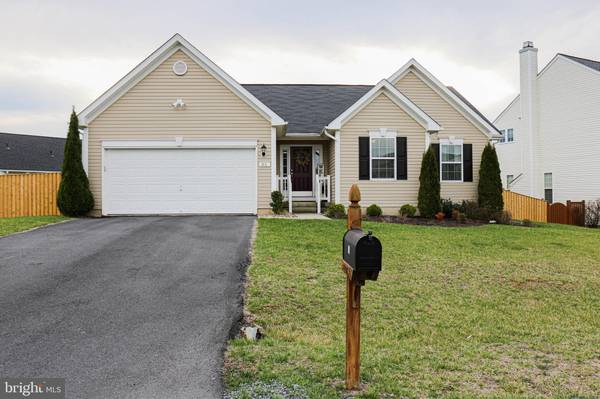 35 BUGATTI CT, Inwood, WV 25428