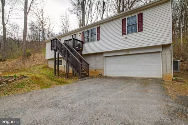 Linden, VA 22642,72 LUCKE WAY