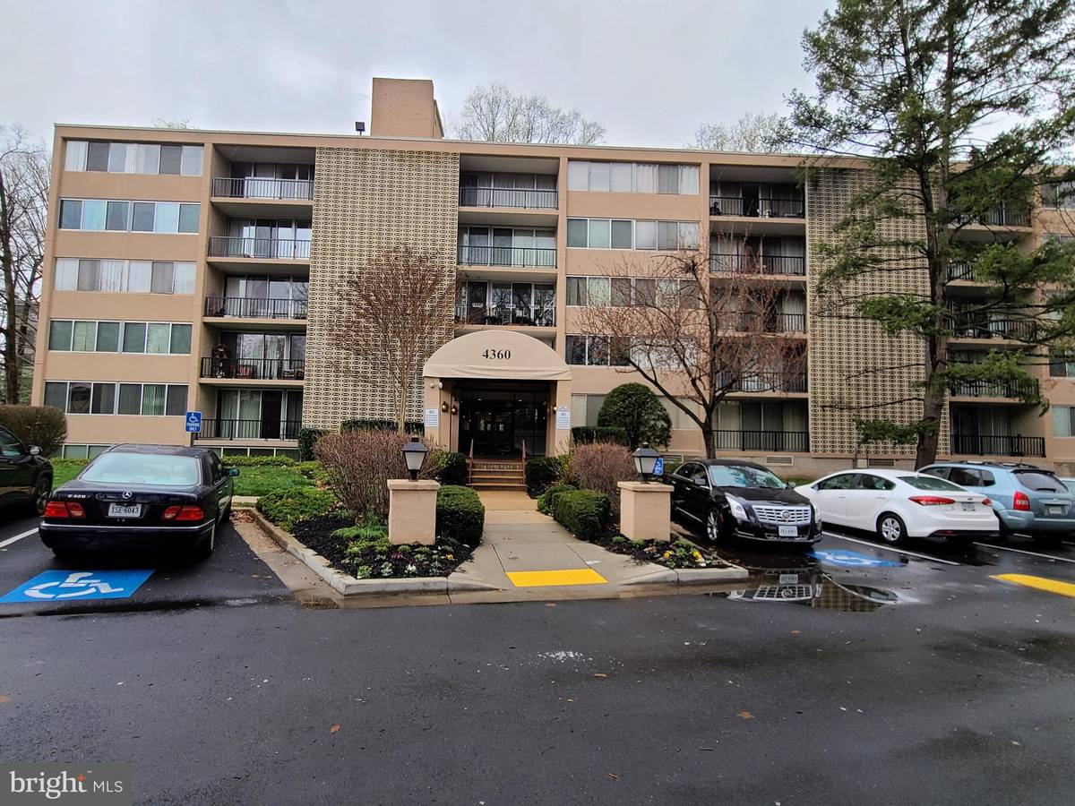 Annandale, VA 22003,4360 IVYMOUNT CT #25