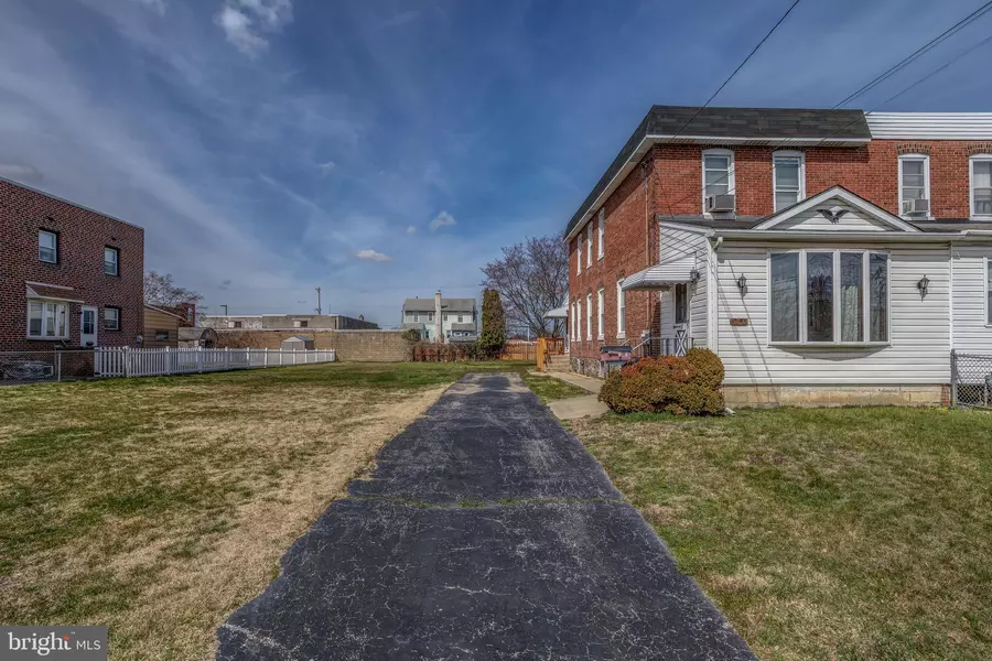 136 N WELLS AVE, Glenolden, PA 19036