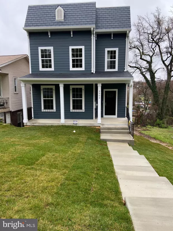 3902 1ST ST SE, Washington, DC 20032