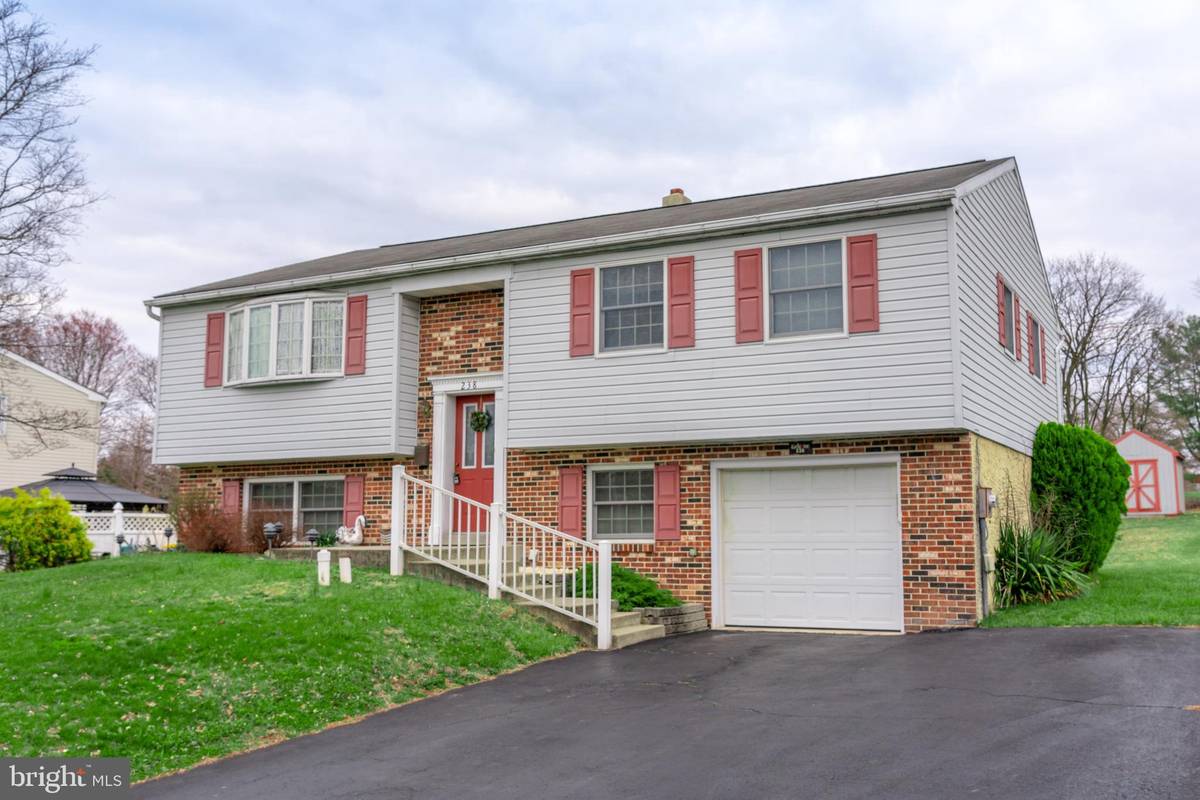 Red Hill, PA 18076,238 WELLINGTON WAY