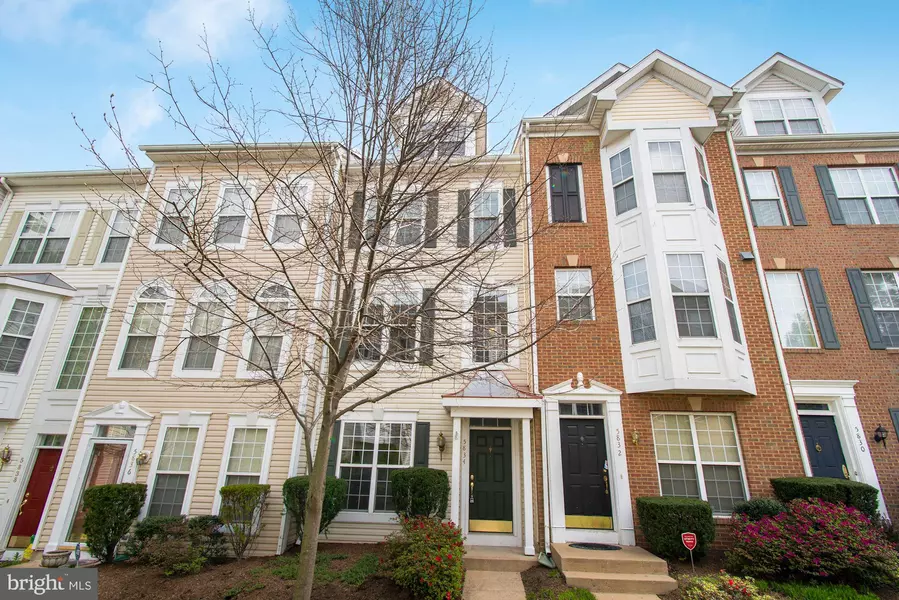 5834 COWLING CT, Alexandria, VA 22304