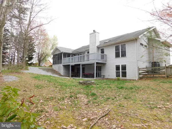 Hedgesville, WV 25427,132 WARPATH LANE