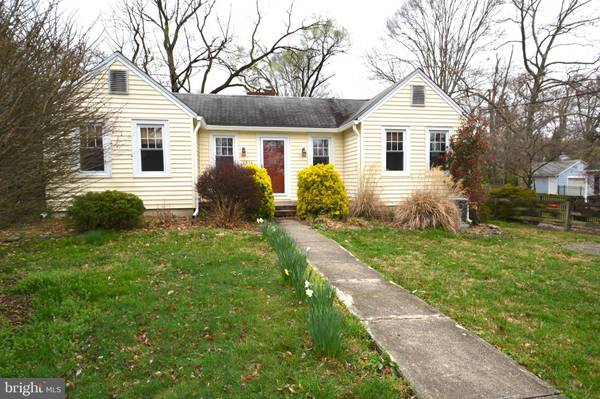 2814 WOODLAWN AVE, Falls Church, VA 22042