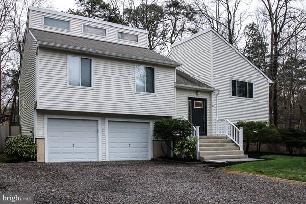 8 HALIFAX CT, Marlton, NJ 08053