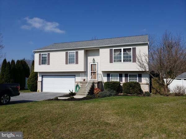 185 N GRIFFITHS LN, Manchester, PA 17345