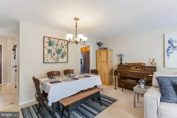Media, PA 19063,121 CEDAR CT