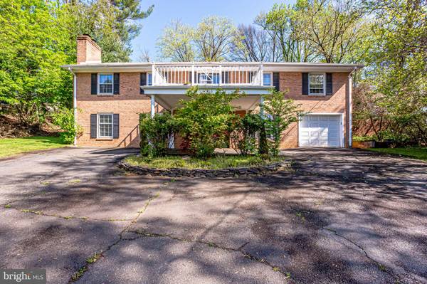 1621 GOLDEN CT, Mclean, VA 22101