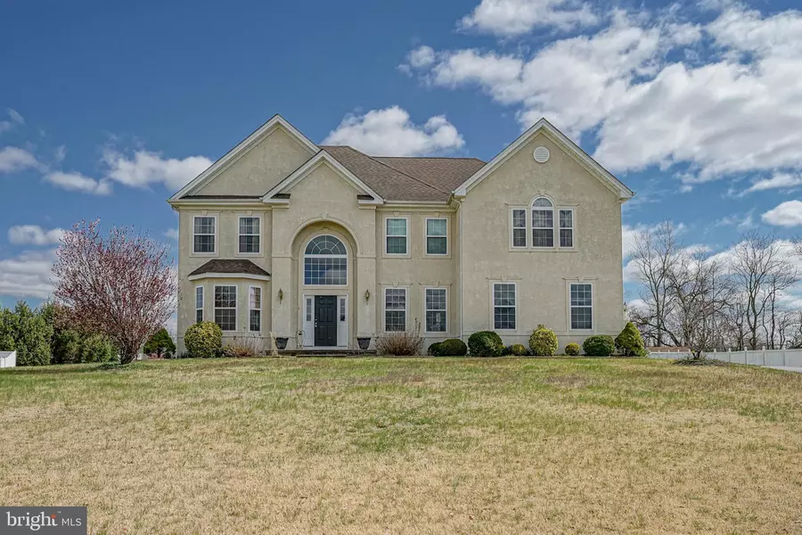 4 PINSKA PL, Mullica Hill, NJ 08062