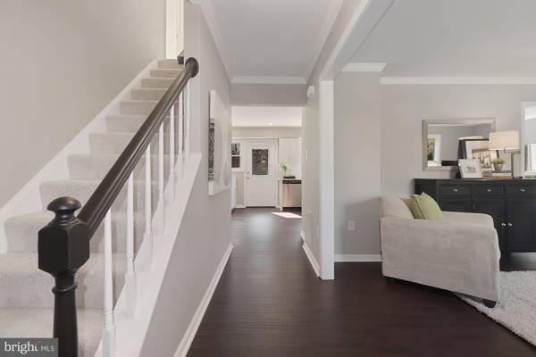 Alexandria, VA 22311,5813 COLFAX AVE