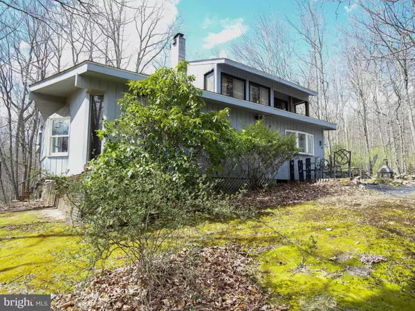 Wardensville, WV 26851,414 WARDEN HOLLOW WEST