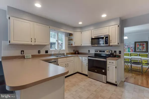 Waldorf, MD 20601,13560 POPLAR HILL RD
