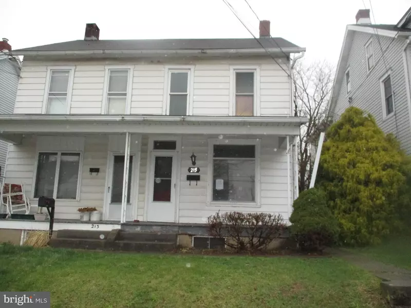 215 HIGHLAND AVE, Kutztown, PA 19530