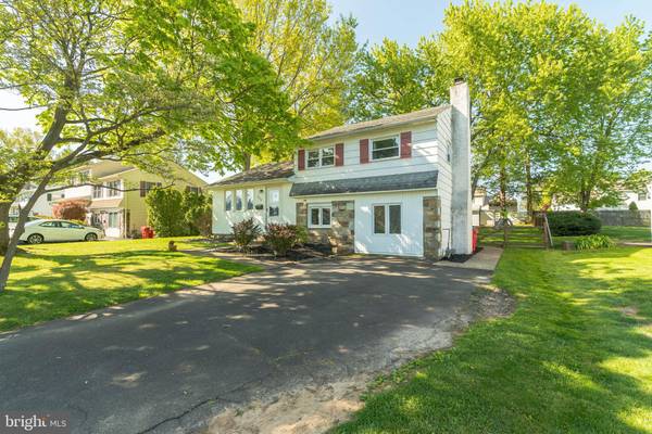 Warminster, PA 18974,994 CATALPA RD