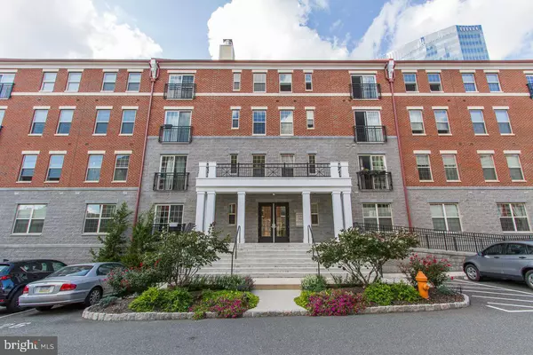 700 COMMODORE CT #2745, Philadelphia, PA 19146