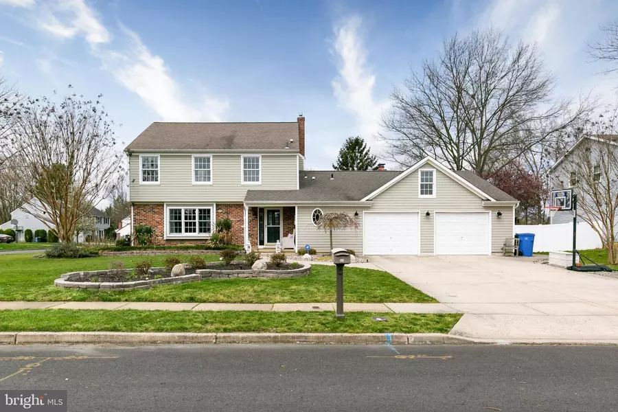 232 HADLEIGH DR, Cherry Hill, NJ 08003