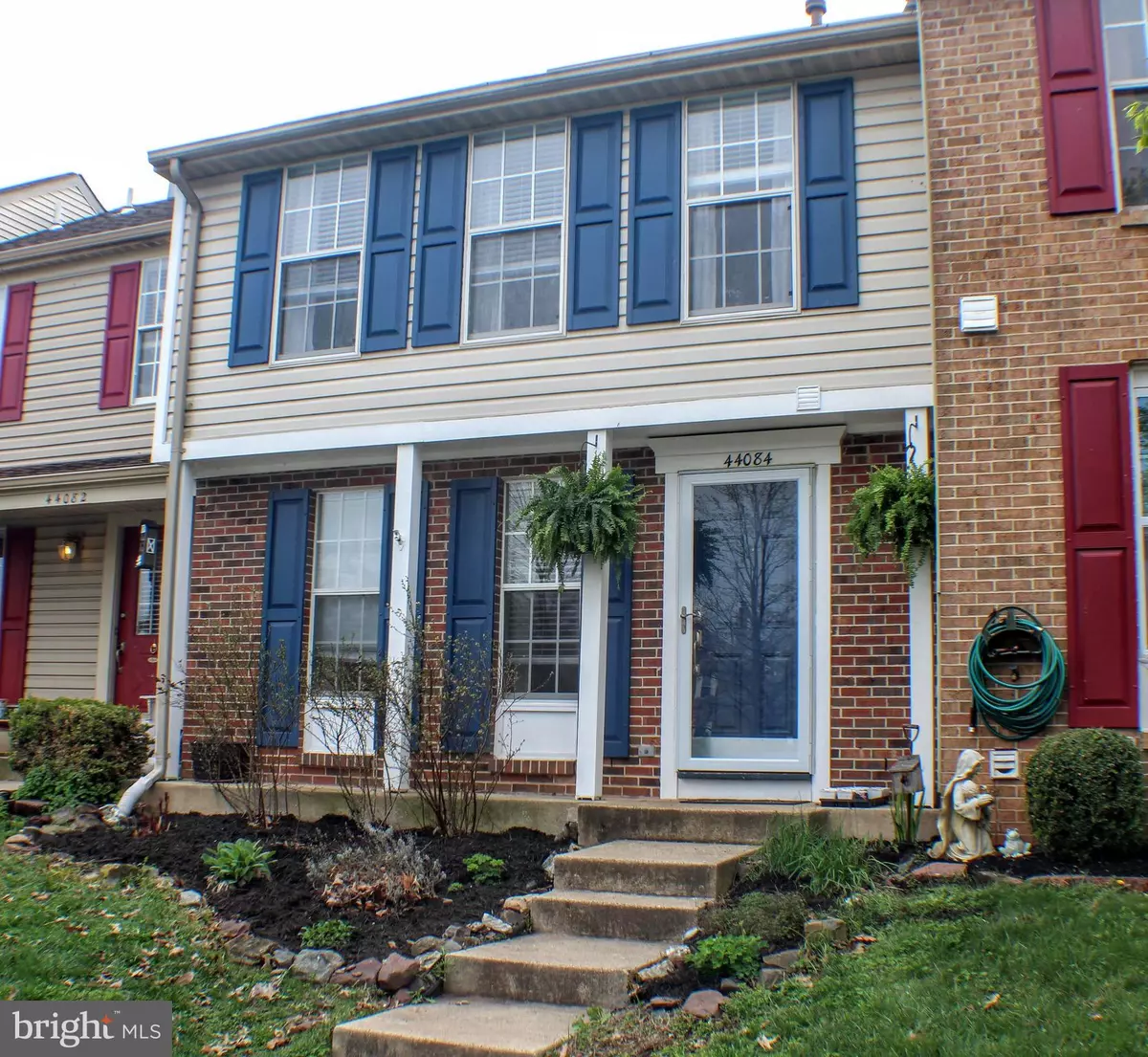 Ashburn, VA 20147,44084 FERNCLIFF TER