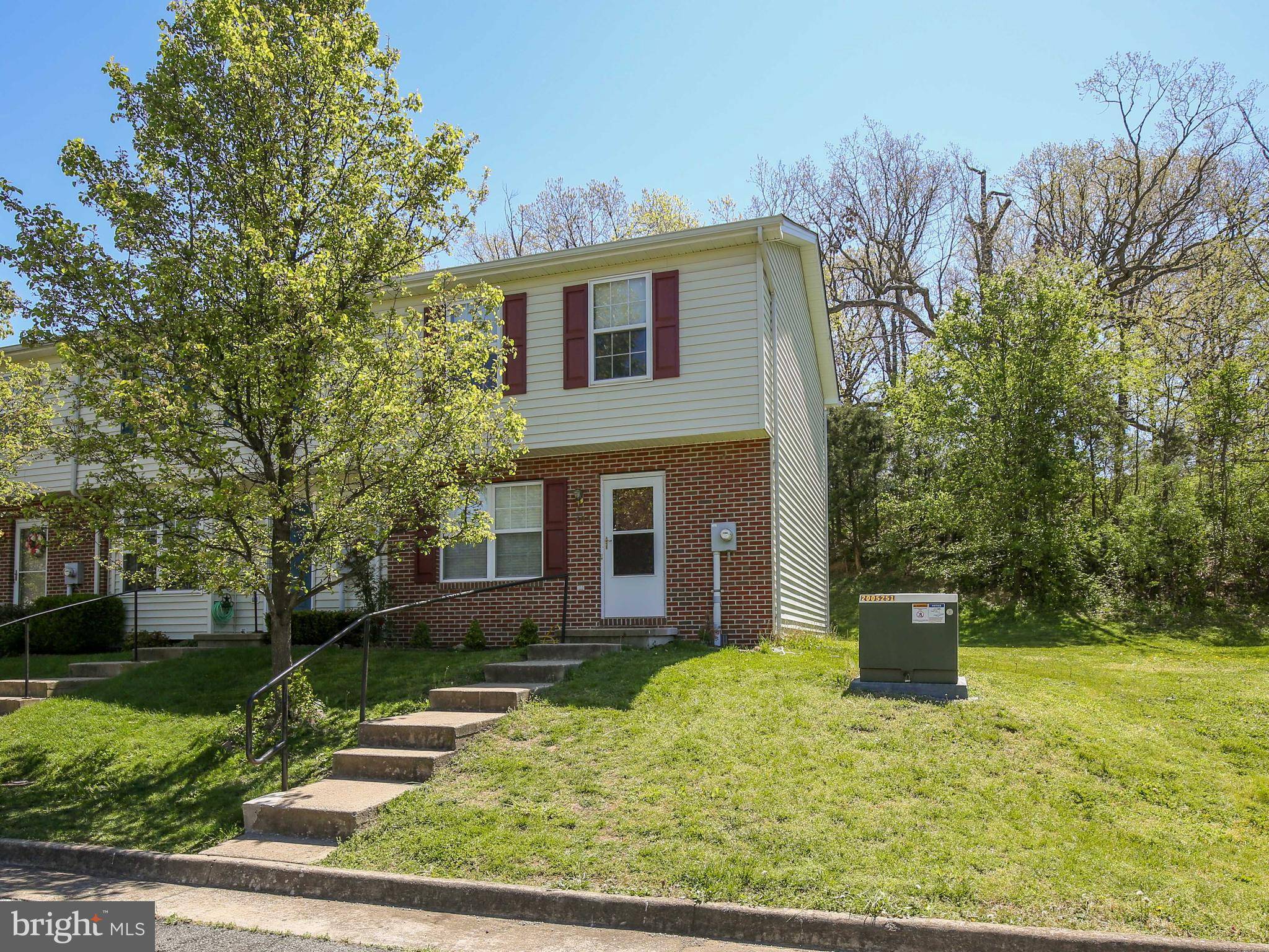 435 RIDGEFIELD AVE, Stephens City, VA 22655
