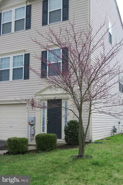 211 ARCTIC LN, Smyrna, DE 19977