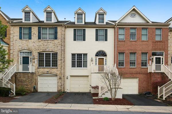 108 WINDING ROSE DR, Rockville, MD 20850