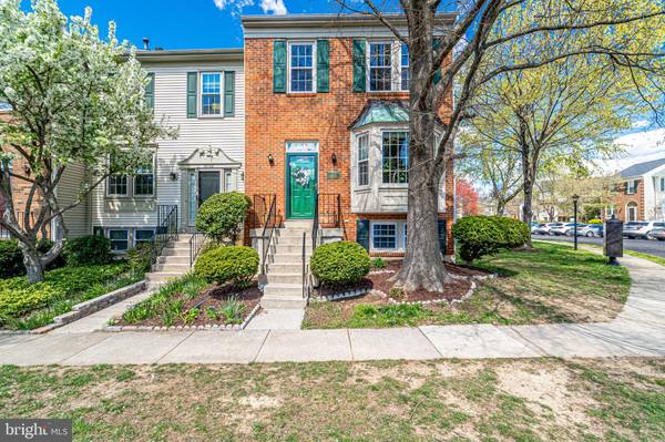 6066 JOUST LN, Alexandria, VA 22315