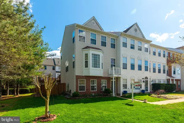 Alexandria, VA 22315,6609 CREEK POINT WAY