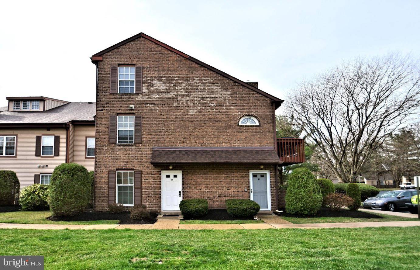 33 DOGWOOD LN, Horsham, PA 19044