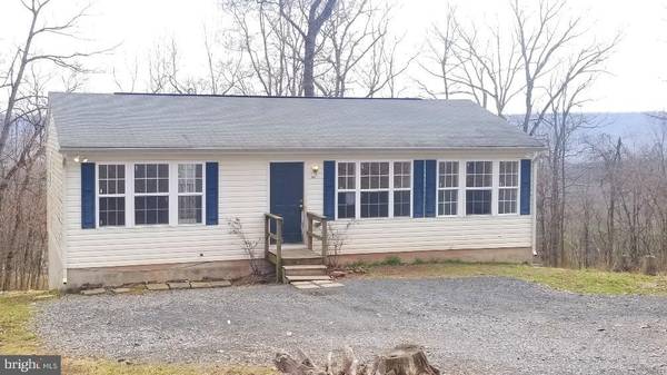 757 PEE WEE LN, Hedgesville, WV 25427