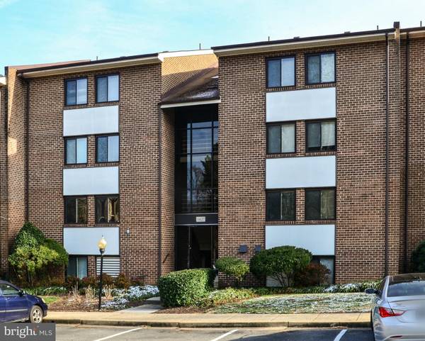 1427 NORTHGATE SQ #2A, Reston, VA 20190