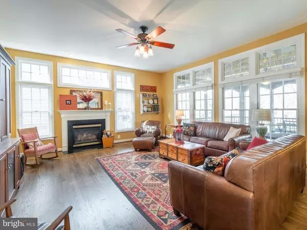 Chantilly, VA 20152,43707 MINK MEADOWS ST