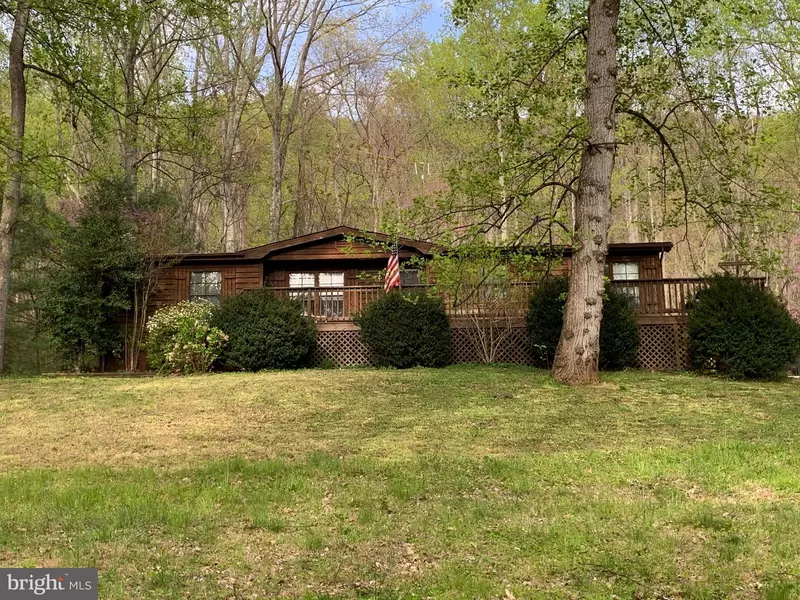 338 LOG CABIN LN, Stanardsville, VA 22973