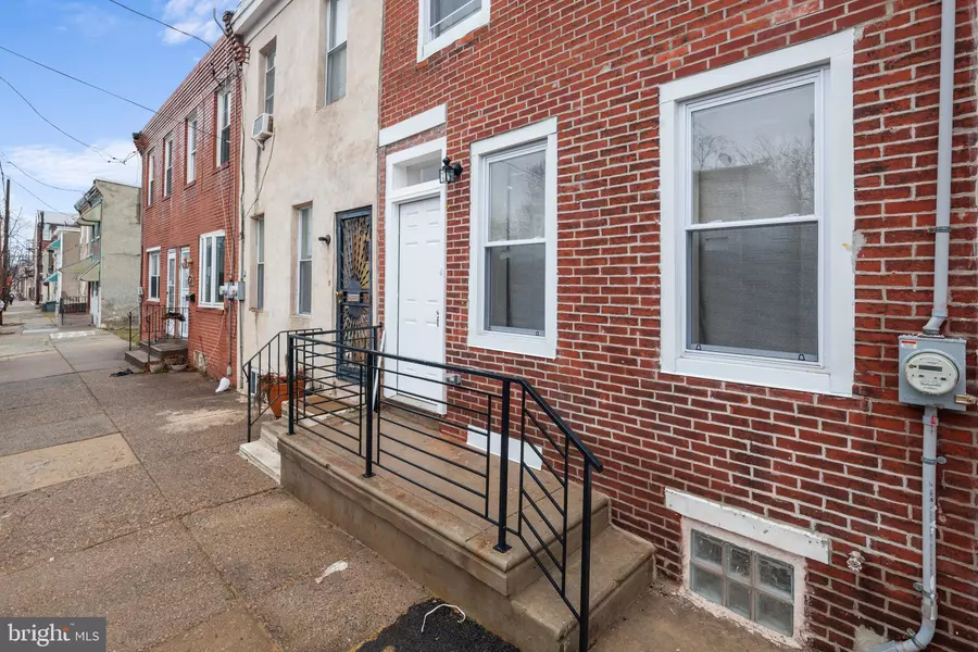 3928 WALLACE ST, Philadelphia, PA 19104