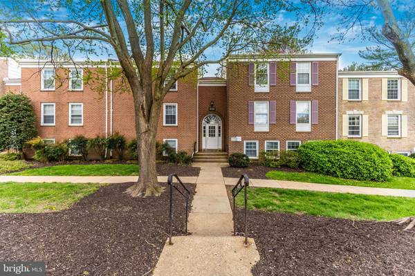 828 QUINCE ORCHARD BLVD #202, Gaithersburg, MD 20878