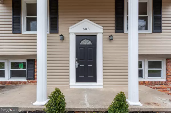 Joppa, MD 21085,608 FALCONBRIDGE DR